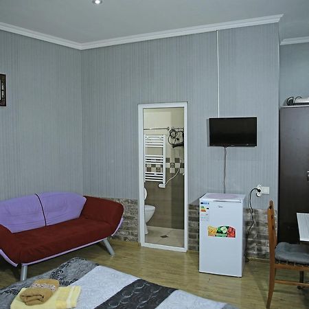 Guest House Beautiful Tbilisi On Khidistavi Street Buitenkant foto