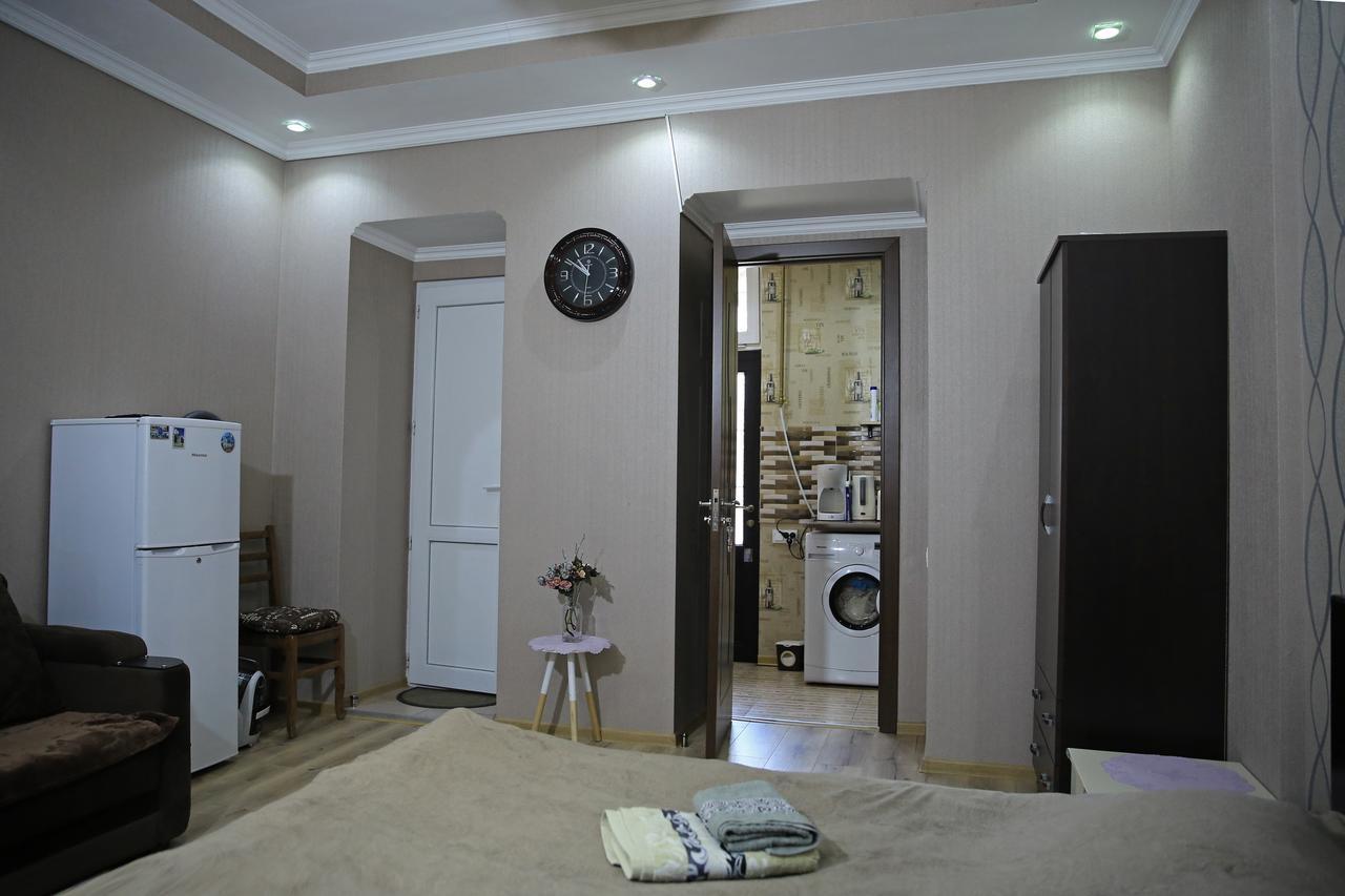Guest House Beautiful Tbilisi On Khidistavi Street Buitenkant foto